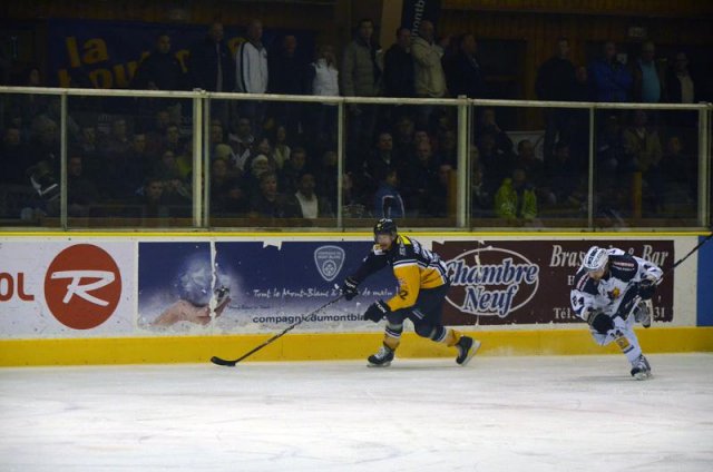 Photo hockey match Chamonix  - Grenoble  le 17/03/2012