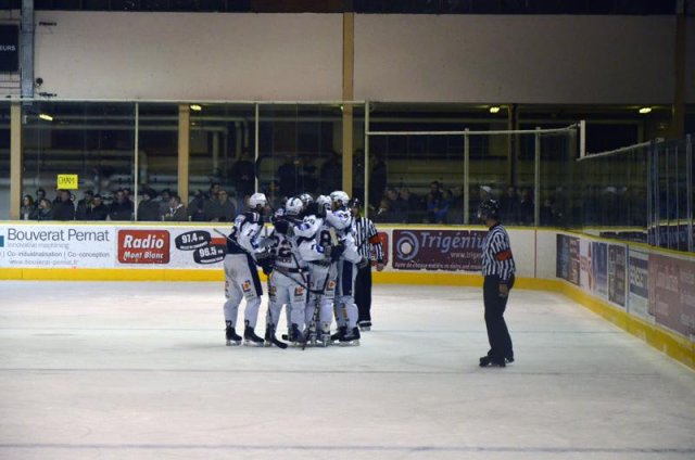 Photo hockey match Chamonix  - Grenoble  le 17/03/2012