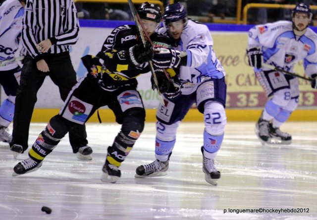 Photo hockey match Rouen - Angers  le 17/03/2012
