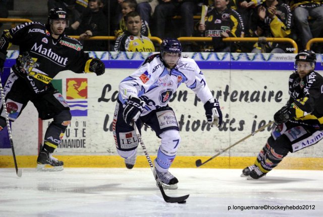 Photo hockey match Rouen - Angers  le 17/03/2012