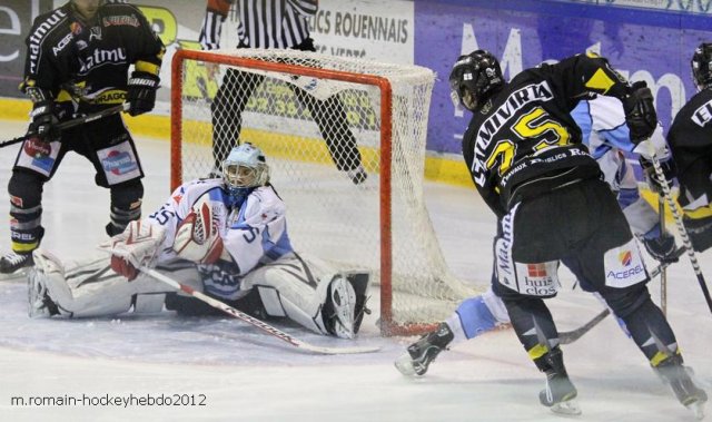 Photo hockey match Rouen - Angers  le 17/03/2012