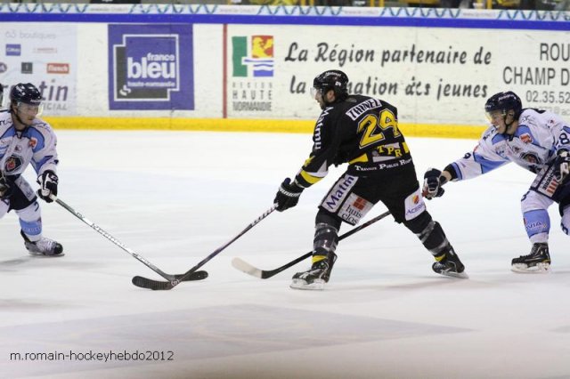 Photo hockey match Rouen - Angers  le 17/03/2012