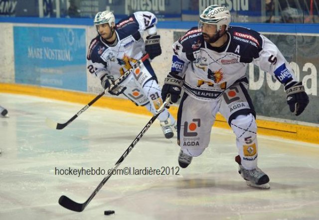 Photo hockey match Grenoble  - Chamonix  le 20/03/2012