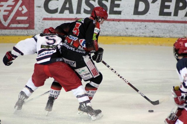 Photo hockey album U18 : Finale Amiens - Grenoble