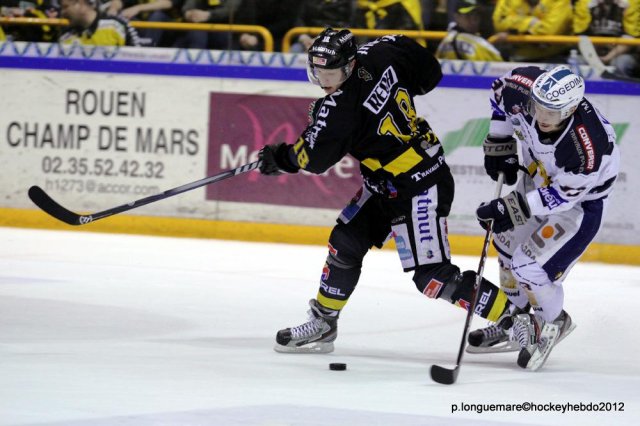 Photo hockey match Rouen - Grenoble  le 27/03/2012