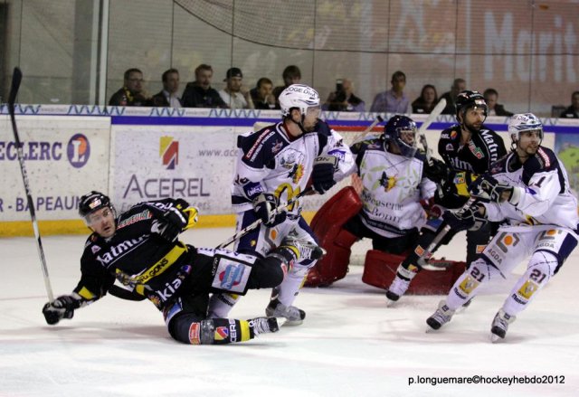 Photo hockey match Rouen - Grenoble  le 27/03/2012