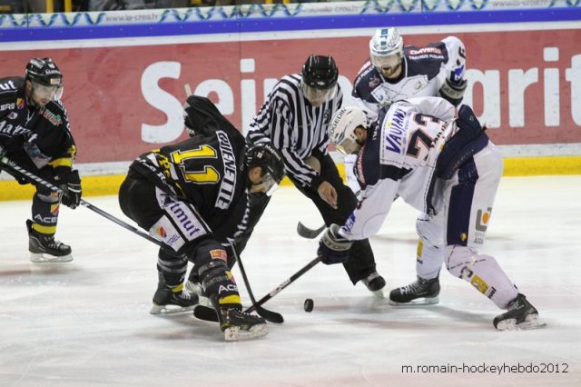 Photo hockey match Rouen - Grenoble  le 27/03/2012