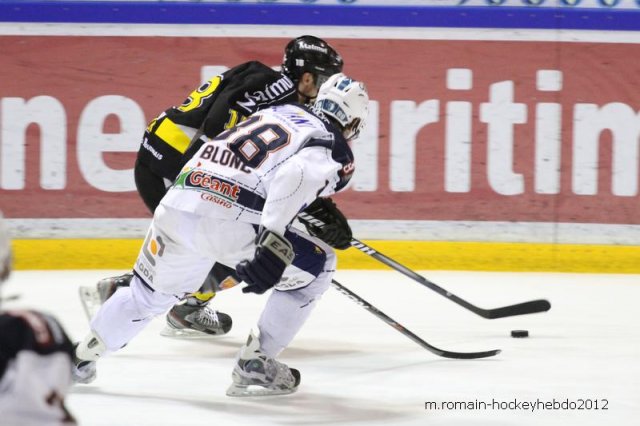 Photo hockey match Rouen - Grenoble  le 27/03/2012