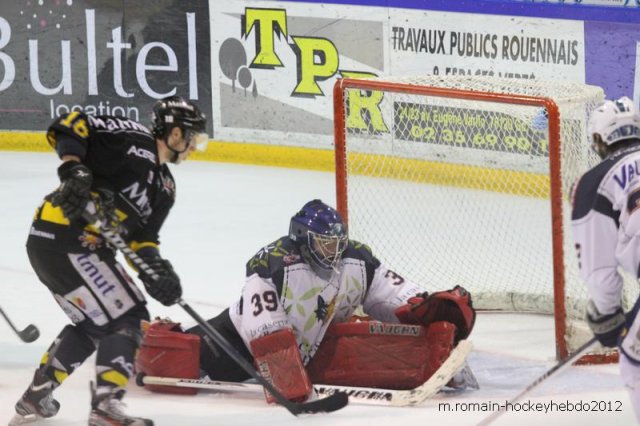 Photo hockey match Rouen - Grenoble  le 27/03/2012