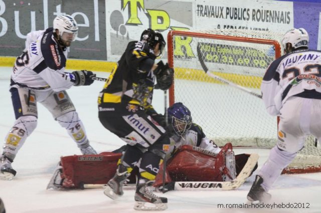 Photo hockey match Rouen - Grenoble  le 27/03/2012