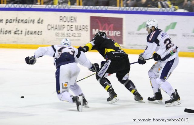 Photo hockey match Rouen - Grenoble  le 27/03/2012