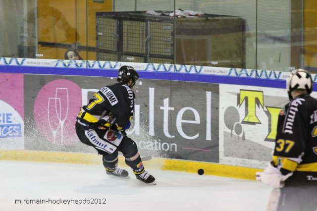 Photo hockey match Rouen - Grenoble  le 27/03/2012