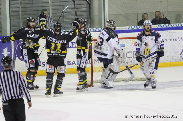 Photo hockey match Rouen - Grenoble  le 28/03/2012