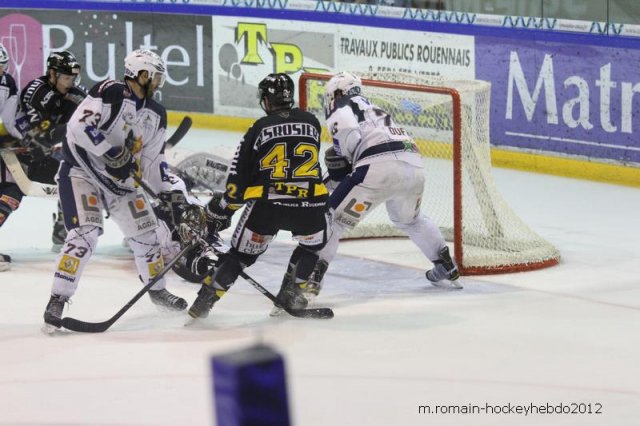 Photo hockey match Rouen - Grenoble  le 28/03/2012