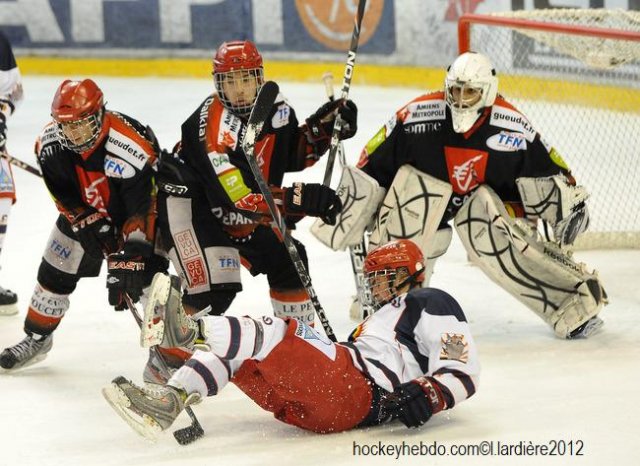 Photo hockey reportage U18 elite :  Amiens Champion ! 