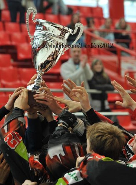 Photo hockey reportage U18 elite :  Amiens Champion ! 