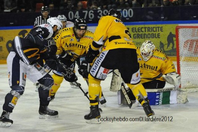 Photo hockey match Grenoble  - Rouen le 30/03/2012