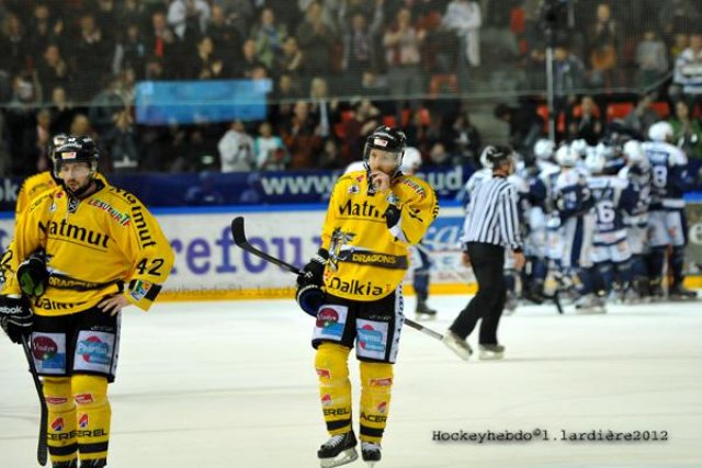 Photo hockey match Grenoble  - Rouen le 30/03/2012