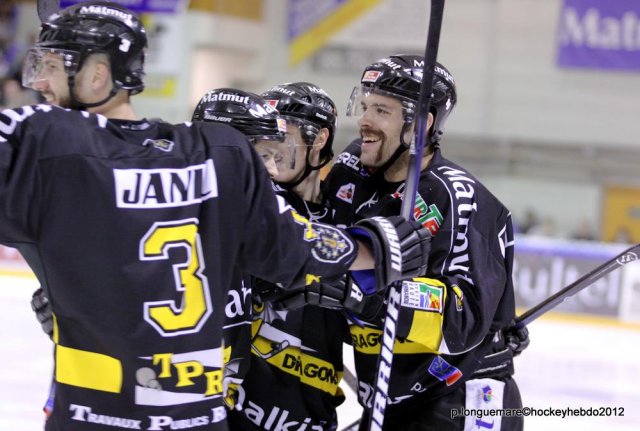 Photo hockey match Rouen - Grenoble  le 03/04/2012