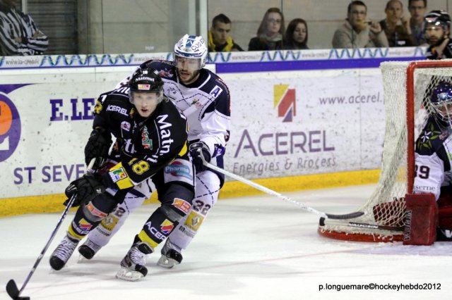 Photo hockey match Rouen - Grenoble  le 03/04/2012
