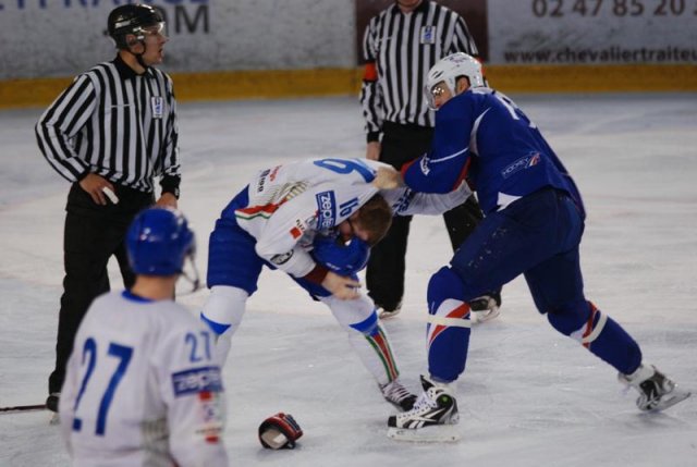 Photo hockey reportage Festival offensif des Bleus