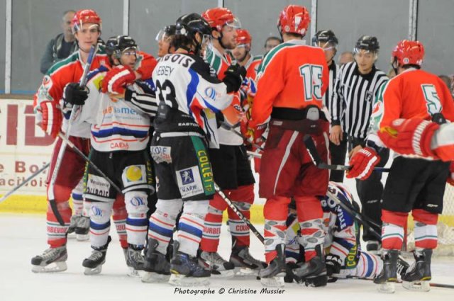 Photo hockey reportage Préparation de Caen en images.