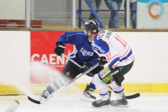 Photo hockey reportage Préparation de Caen en images.