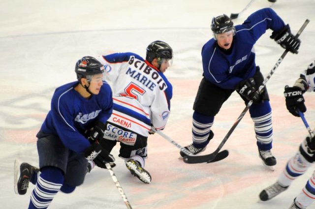 Photo hockey reportage Préparation de Caen en images.