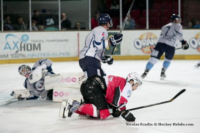 Photo hockey match Briançon  - Angers  le 15/09/2012