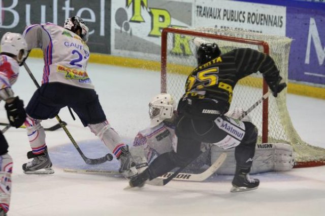 Photo hockey match Rouen - Epinal  le 15/09/2012