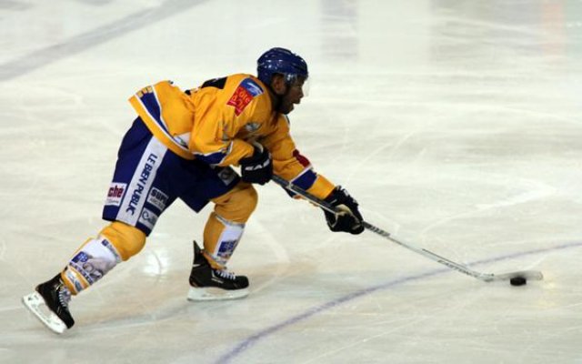 Photo hockey match Grenoble  - Dijon  le 22/09/2012
