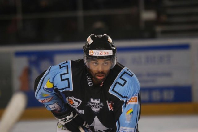 Photo hockey match Tours  - Clermont-Ferrand le 22/09/2012