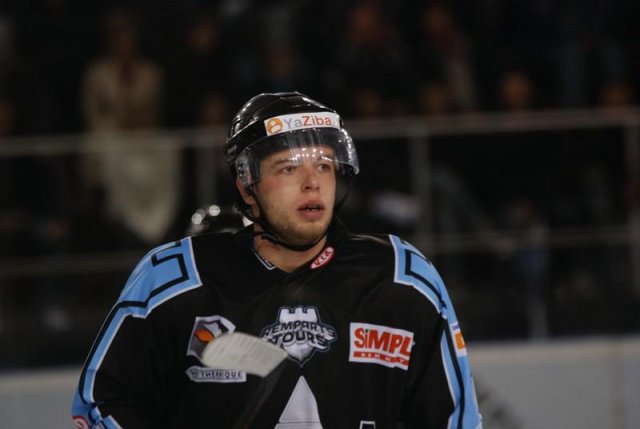 Photo hockey match Tours  - Clermont-Ferrand le 22/09/2012