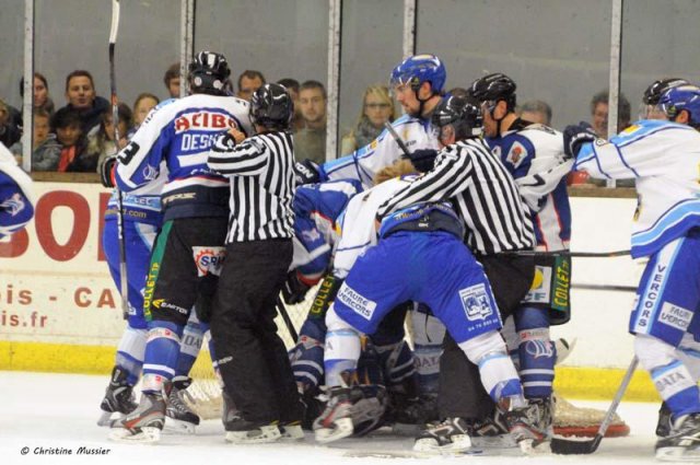 Photo hockey match Caen  - Villard-de-Lans le 22/09/2012