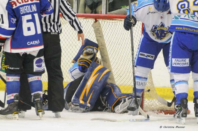 Photo hockey match Caen  - Villard-de-Lans le 22/09/2012