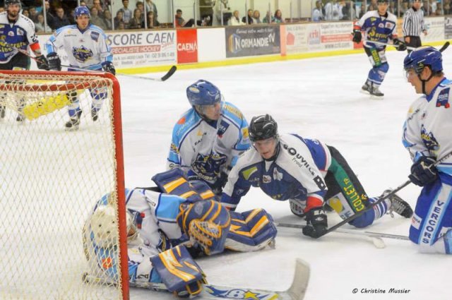 Photo hockey match Caen  - Villard-de-Lans le 22/09/2012
