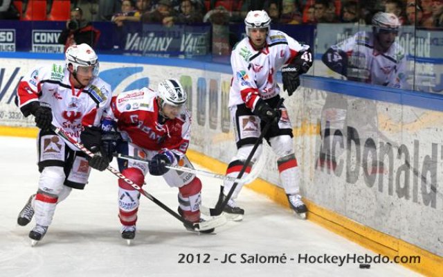 Photo hockey match Grenoble  - Briançon  le 02/10/2012