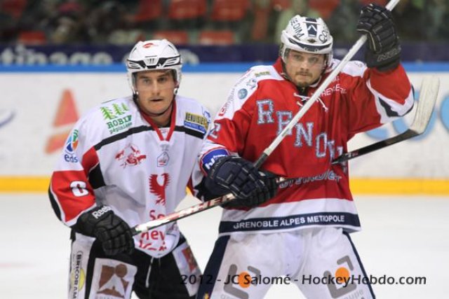 Photo hockey match Grenoble  - Briançon  le 02/10/2012