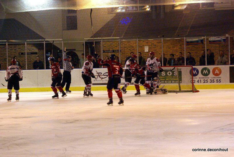 Angers  4 - 1 Neuilly/Marne