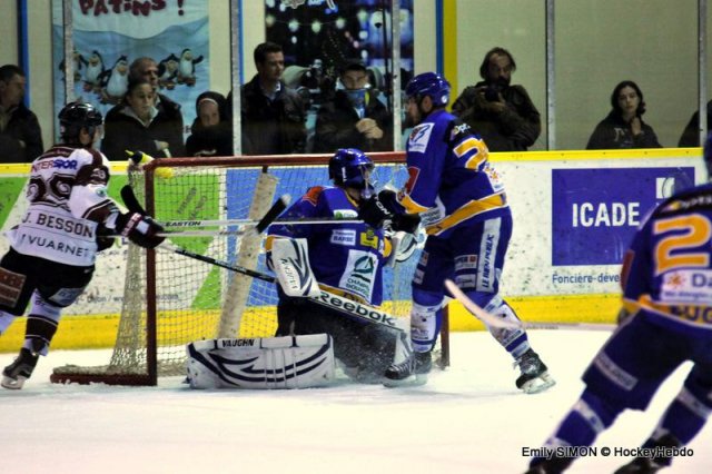 Photo hockey match Morzine-Avoriaz - Dijon  le 17/10/2012