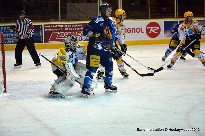 Chamonix  8 - 0 Strasbourg 