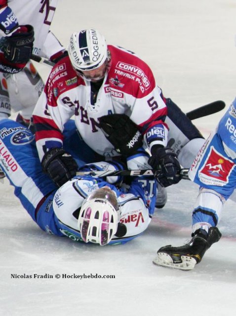 Photo hockey match Gap  - Grenoble  le 23/10/2012