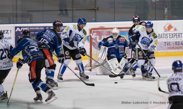 Photo hockey match Nantes - Compiègne le 27/10/2012