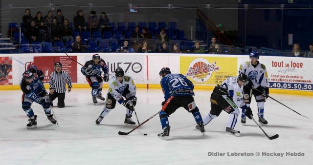 Photo hockey match Nantes - Compiègne le 27/10/2012