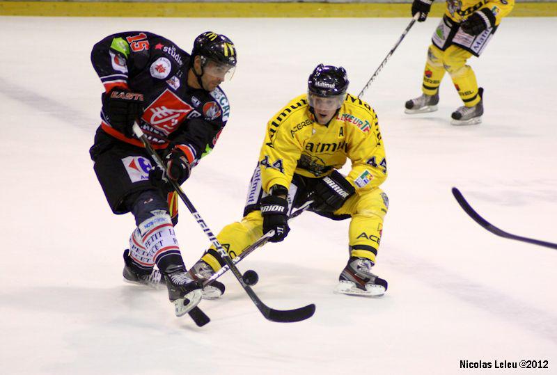 Amiens  3 - 5 Rouen