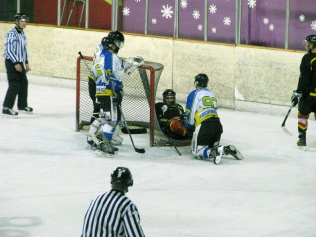 Photo hockey match Besançon - Châlons-en-Champagne le 03/11/2012