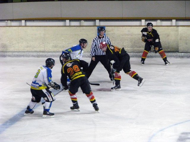 Photo hockey match Besançon - Châlons-en-Champagne le 03/11/2012