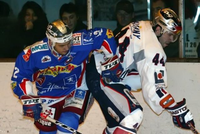 Photo hockey match Epinal  - Grenoble  le 01/11/2008
