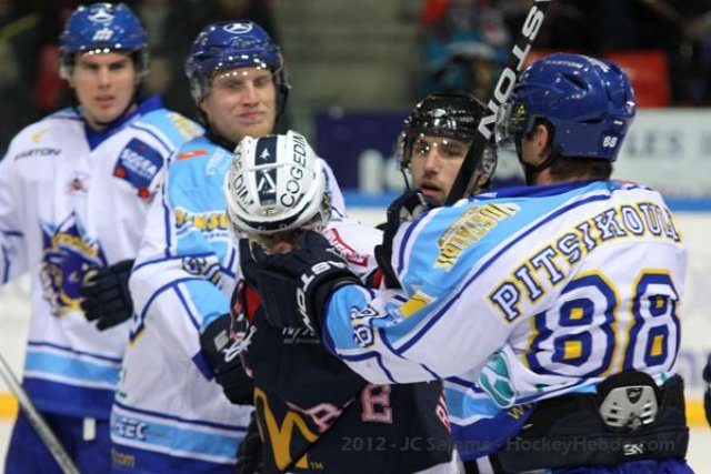 Photo hockey match Grenoble  - Villard-de-Lans le 16/11/2012