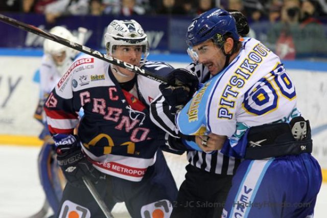 Photo hockey match Grenoble  - Villard-de-Lans le 16/11/2012